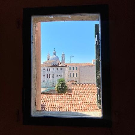 Ca' Romantica - Big Appartment At Accademia Венеція Екстер'єр фото